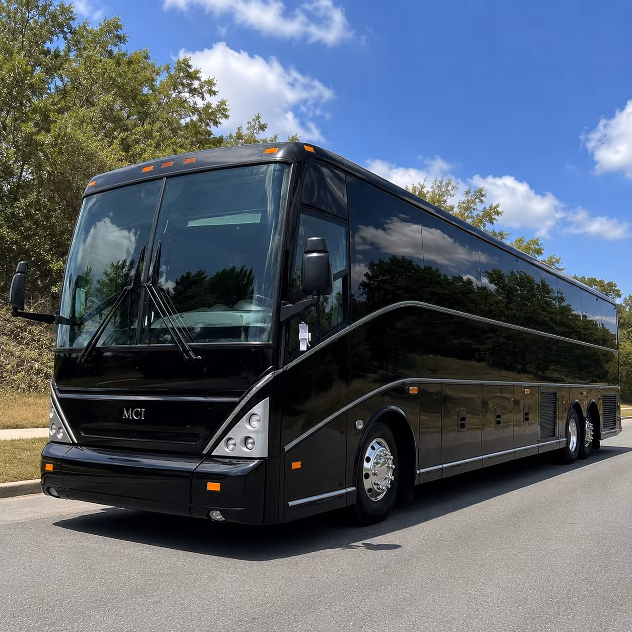 airport and cruise shuttle buses at hnl and honolulu harbor
