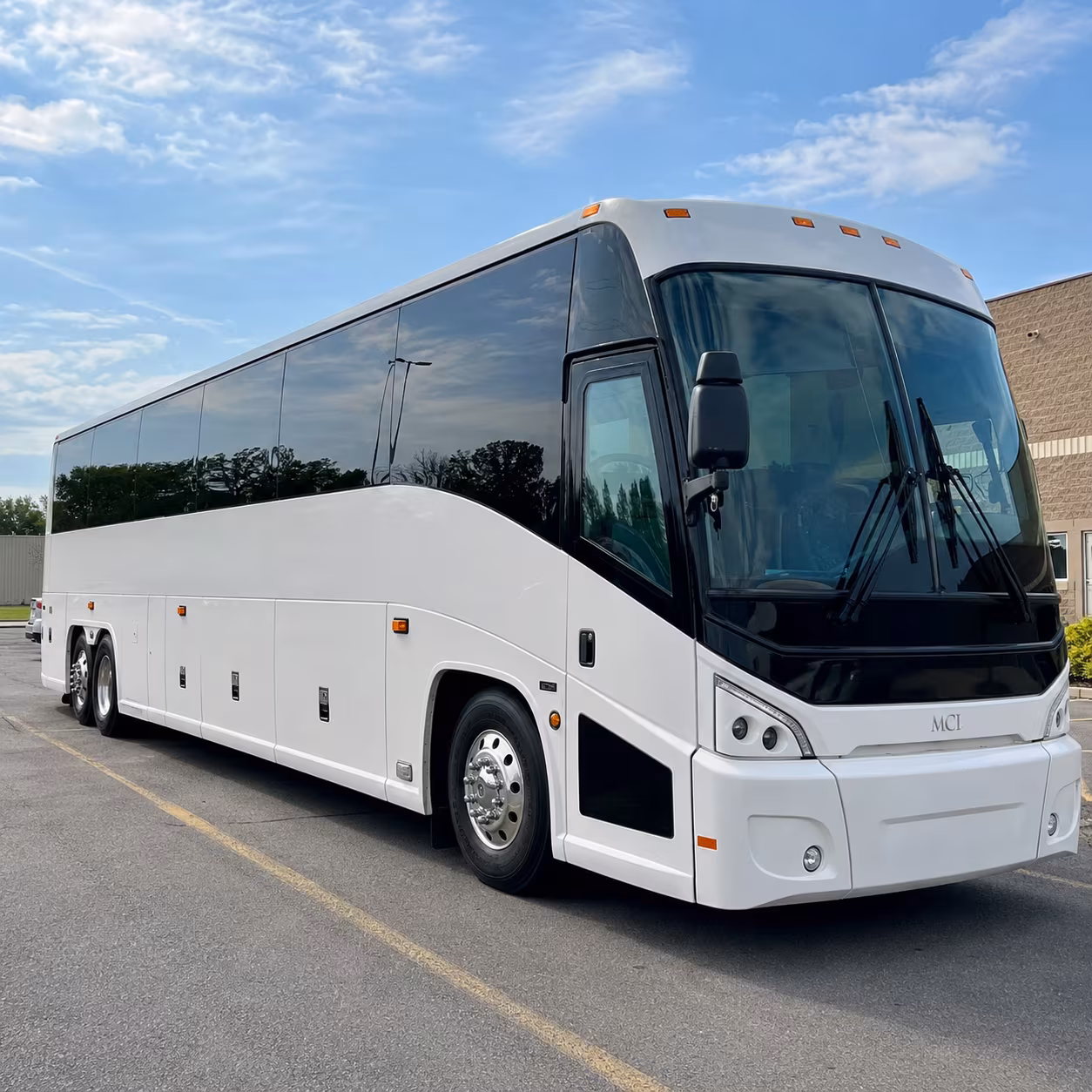 blue note hawaii concert buses for jazz and live music nights