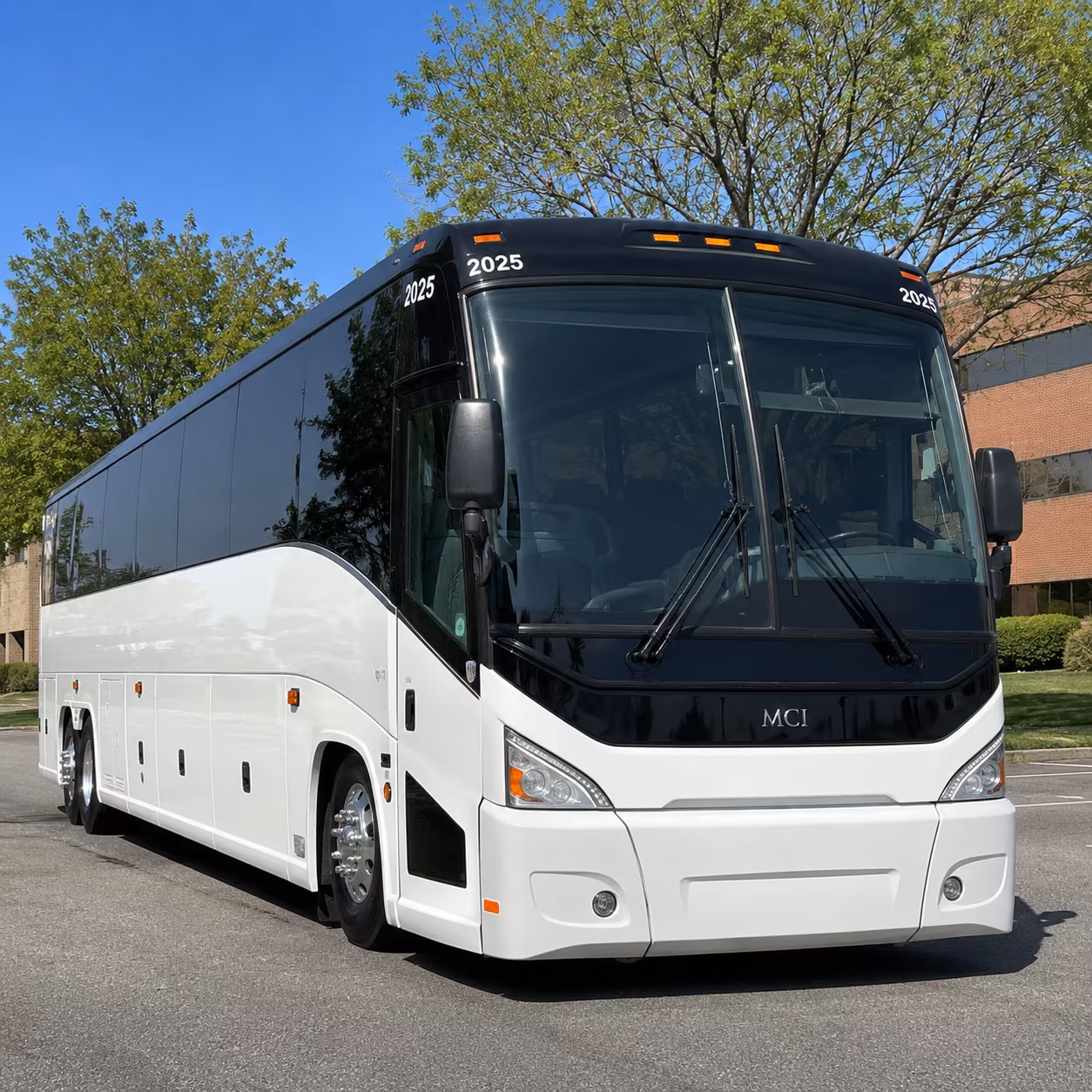 corporate event buses for neal s blaisdell center and honolulu s major venues