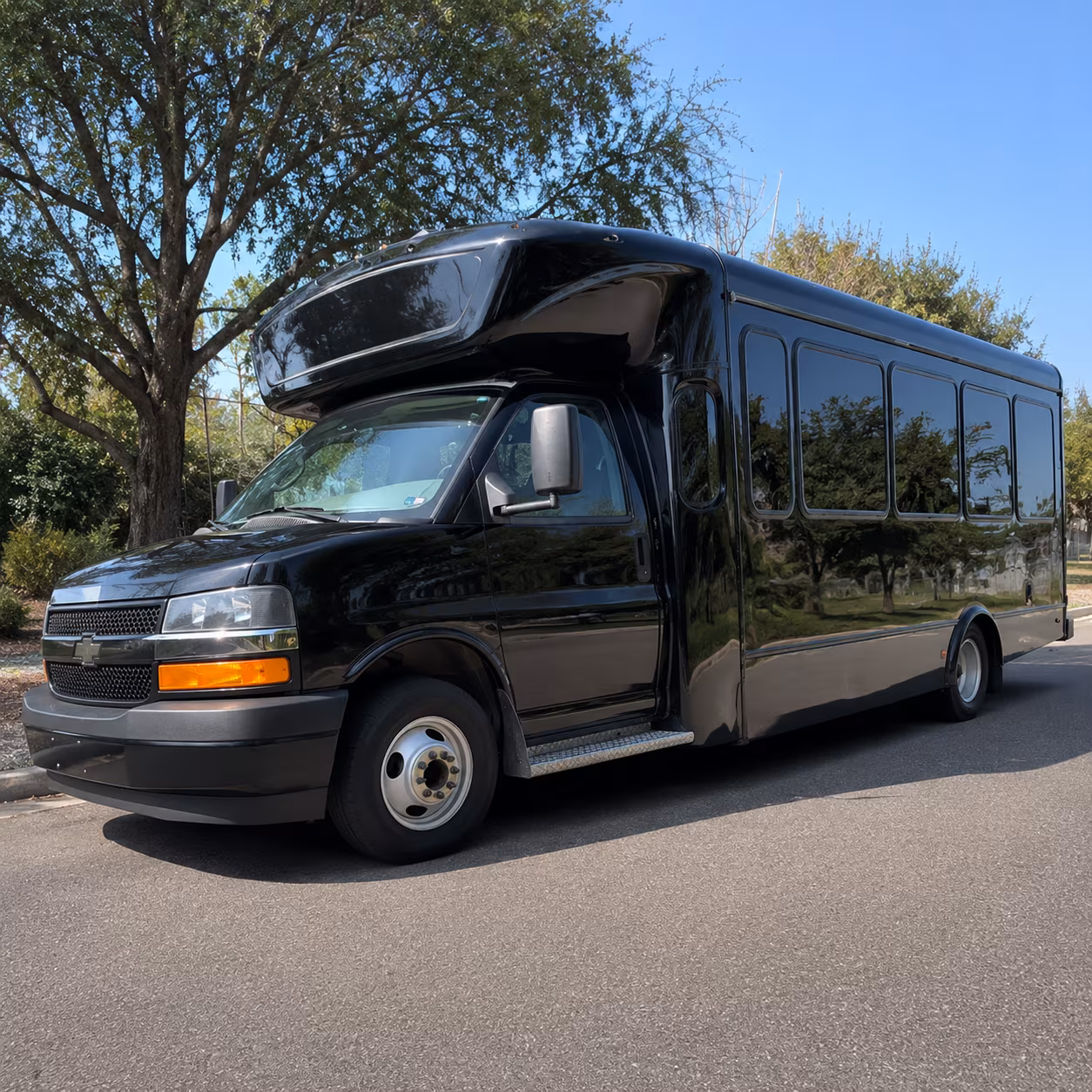 honolulu night out party bus rental