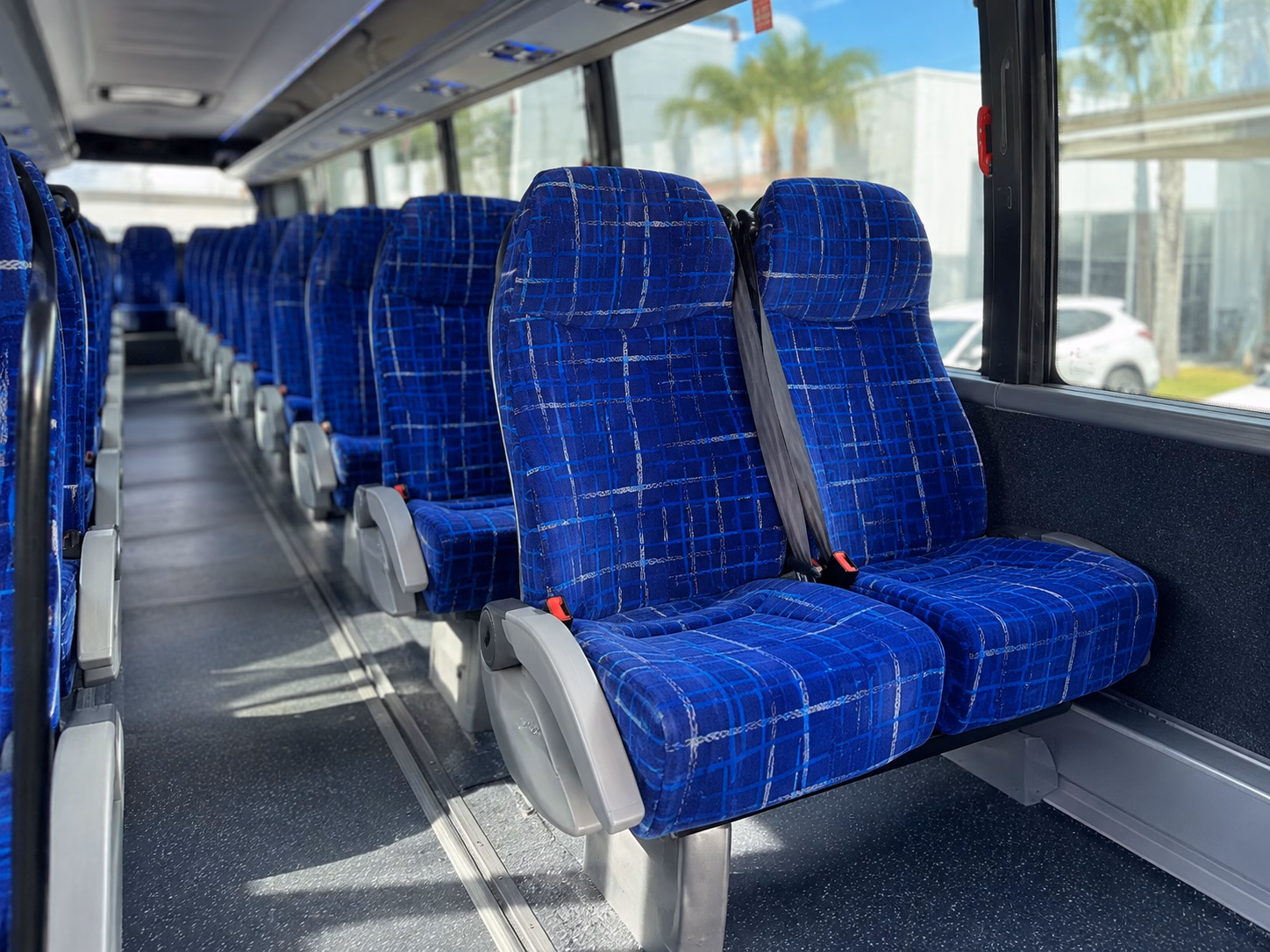 how the distance and duration of your trip affect bus rental rates in honolulu